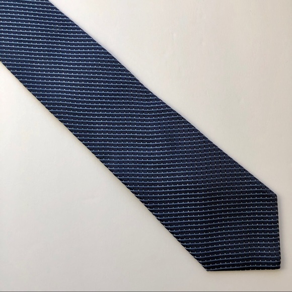 Michael Kors Dark Blue Tie Necktie - Picture 2 of 4